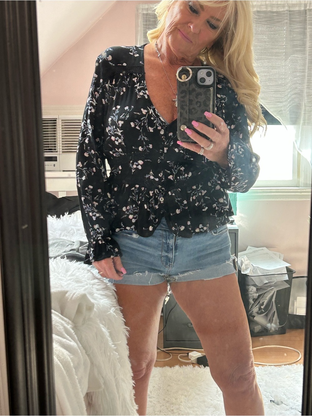 Floral V-Neck Long Sleeve Blouse in Black